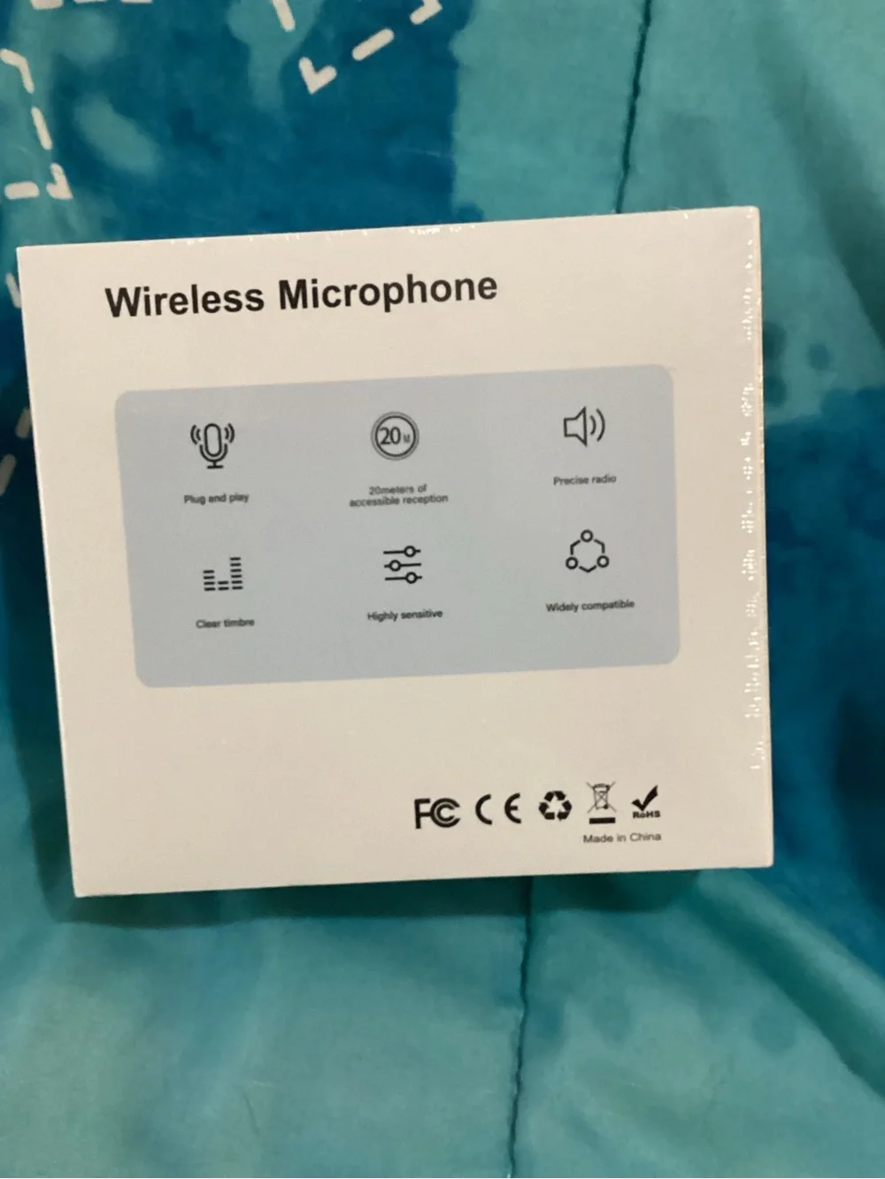 Wireless  microphone-ear phones with Charging Case - Black